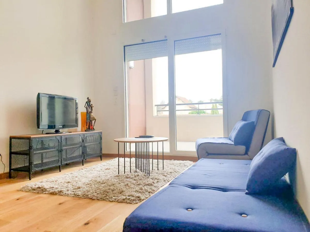 Ferienwohnung Le Loft D'Or A 10Min De Lyon Champagne-au-Mont-d'Or